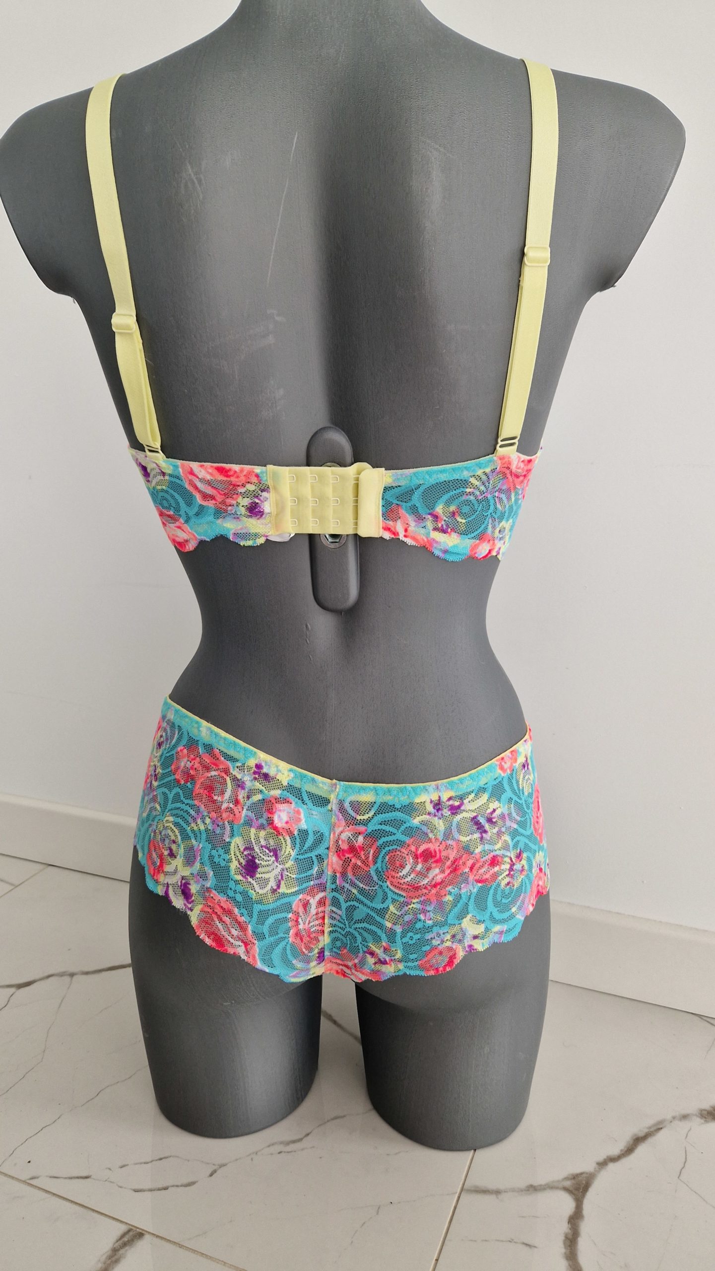 Soft Flower – Image 4