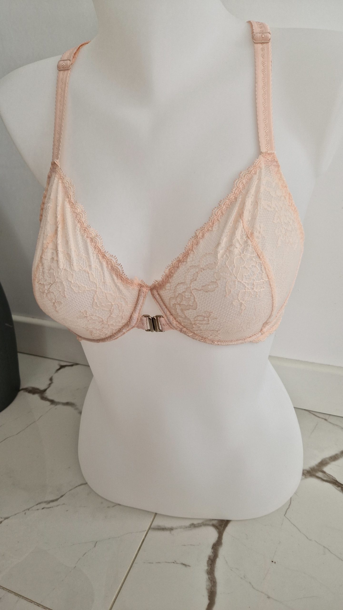 Soft 2 Morganite – Image 3