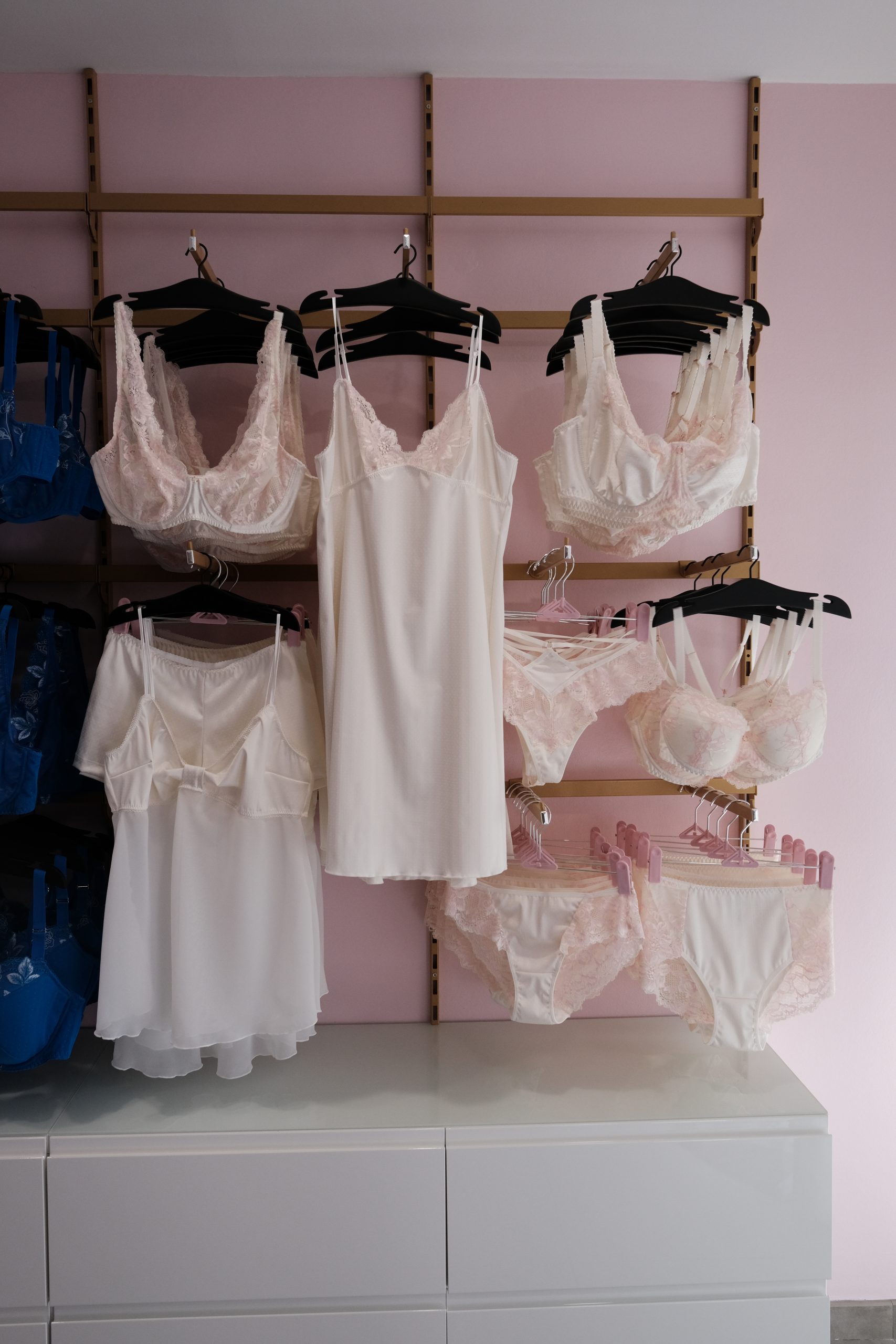 Les Dessous D'Angélique