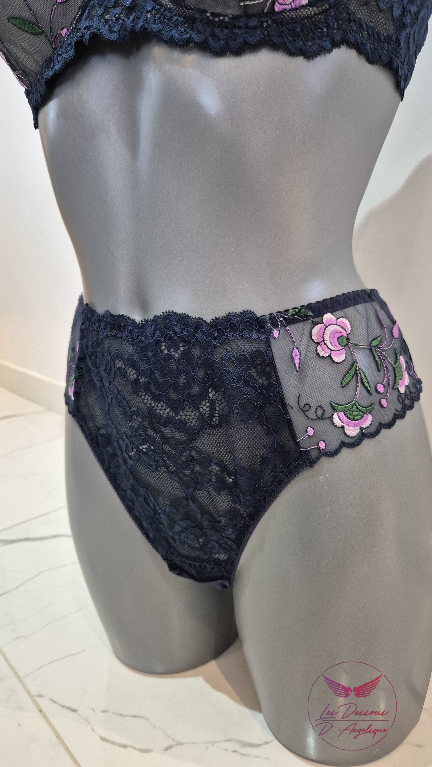 Tanga Sodalite – Image 3