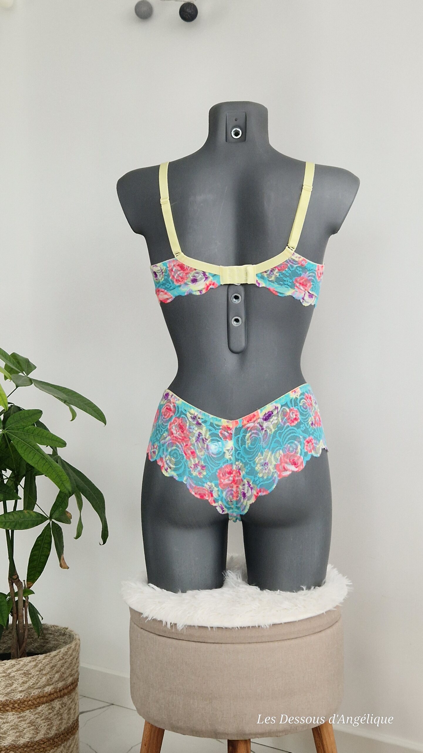 shorty dentelle femme