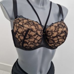 Jaspe Noir Padded