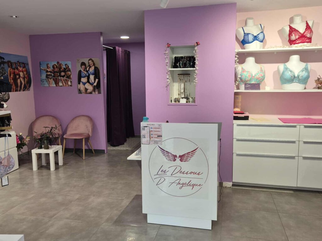 Espace de conseil lingerie chez Les Dessous d’Angélique à Liffré